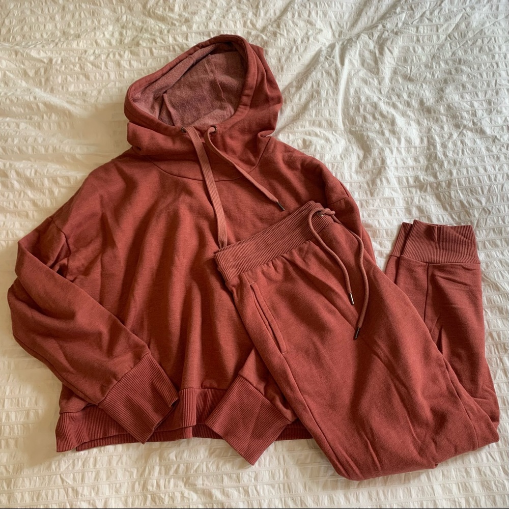 Matching pink sweat set from 90 degrees